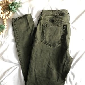 Old Navy Green Rockstar Jeans Super Skinny 12P